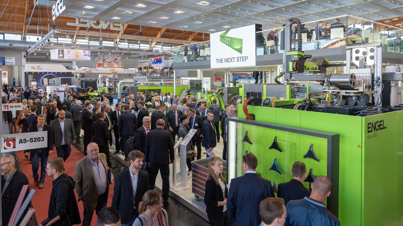 Kunststoffverarbeitung im Digitalisierungs-Modus Kunststoffverarbeitung im Digitalisierungs-Modus